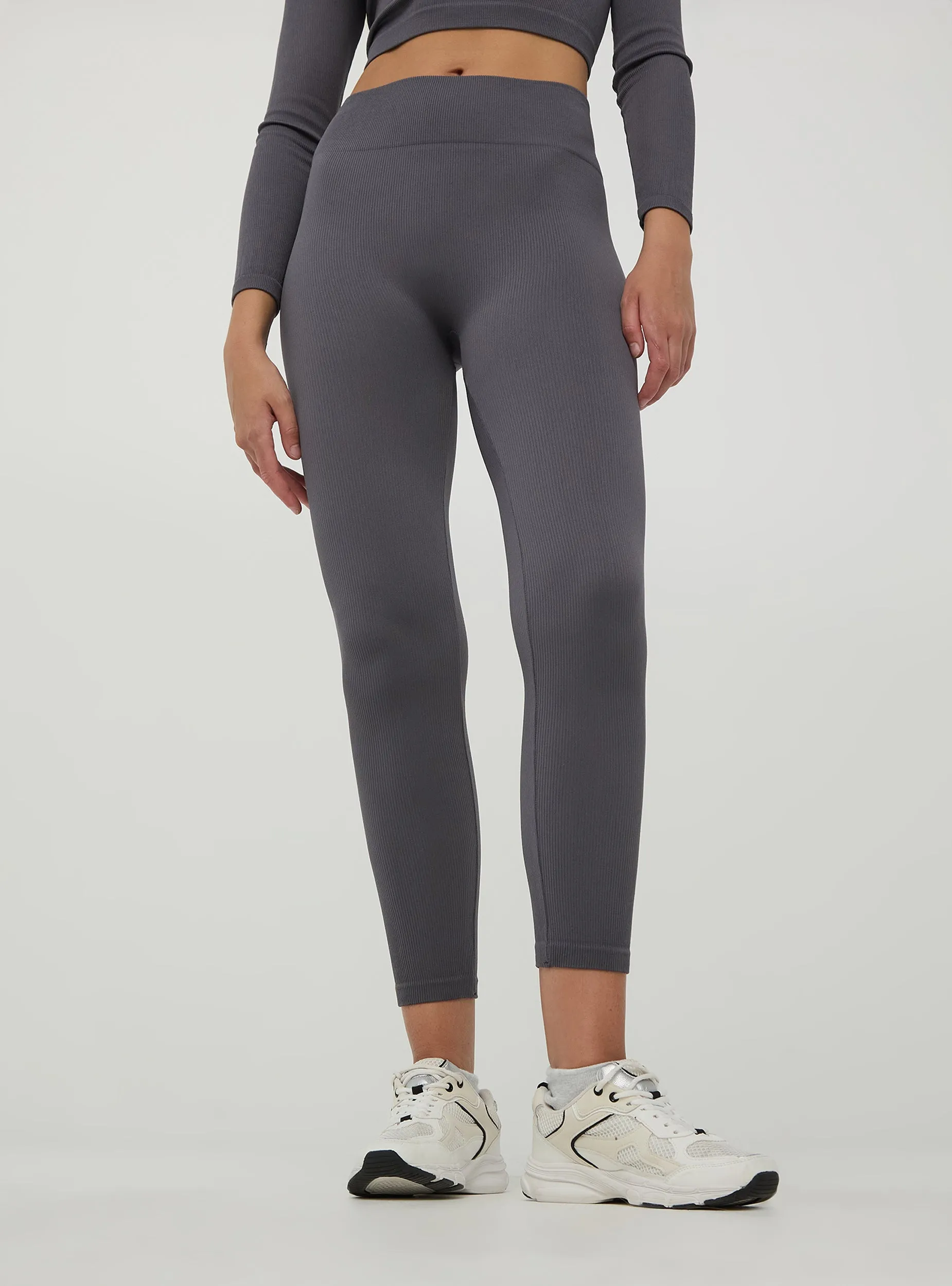 Woman's Full-length leggings