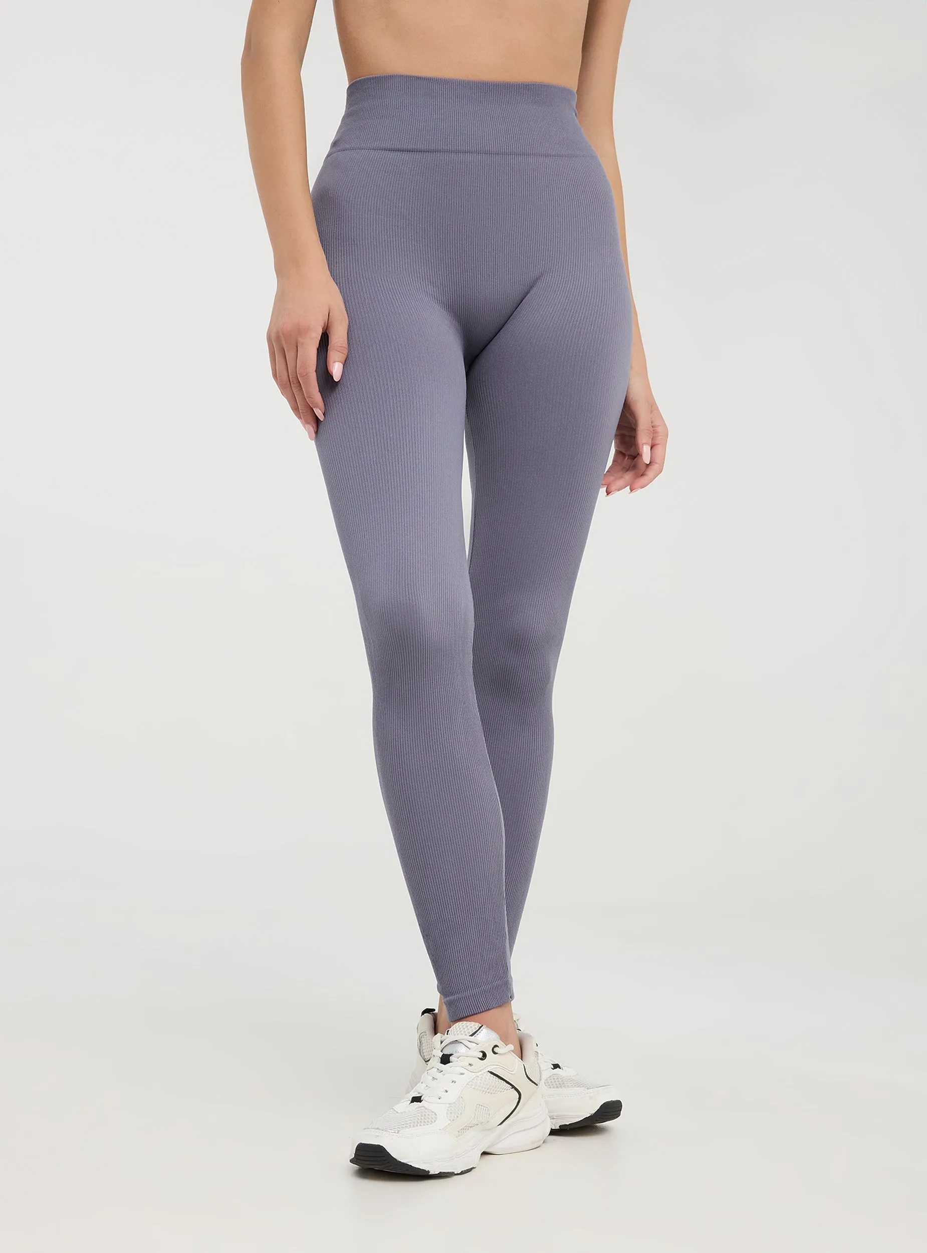 Woman's Full-length leggings