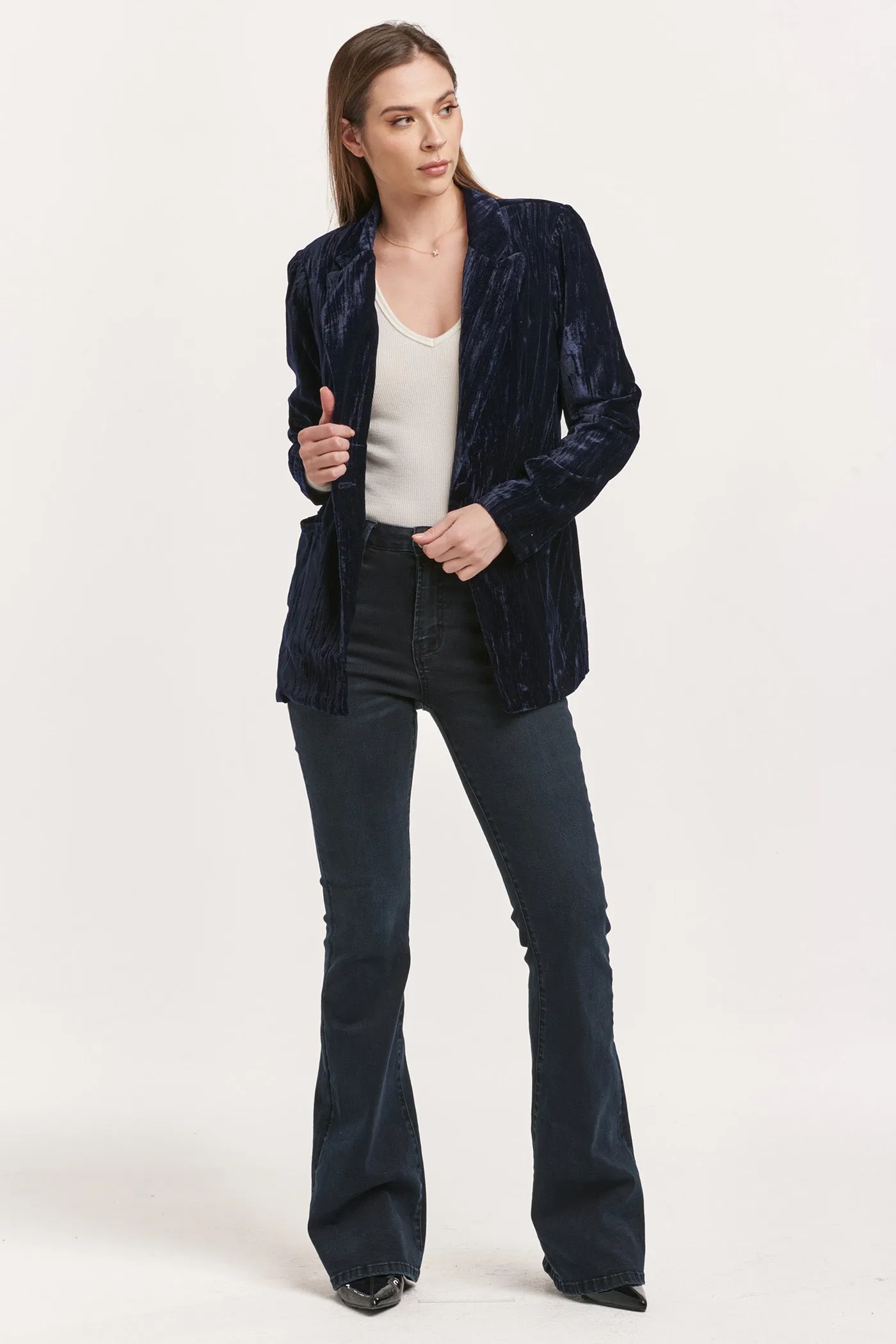 WYLIE V-NECK LONG SLEEVE RELAXED FIT BLAZER MIDNIGHT NAVY