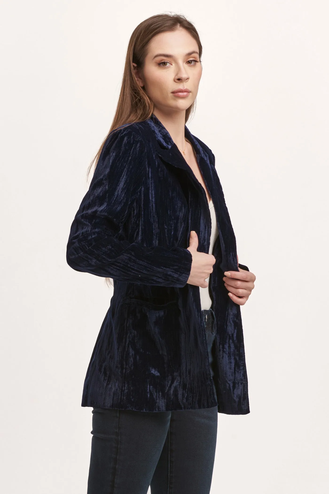 WYLIE V-NECK LONG SLEEVE RELAXED FIT BLAZER MIDNIGHT NAVY